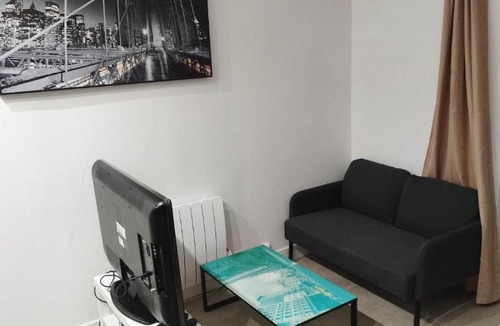 Saint-Jean-Baptiste Apartment | Le New York Bisontin 3