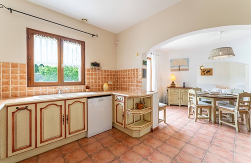 Malemort-du-Comtat House | Le Nichoir au pied du Ventoux: Mountain View, Wi-Fi & AC Vacation Home