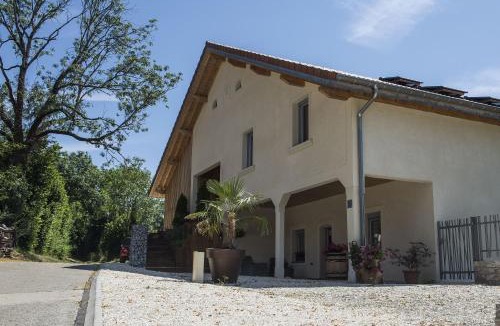 Germefontaine Bed & Breakfast | LE NID DES PLANCHETTES - Suite Chambres d'Hôtes