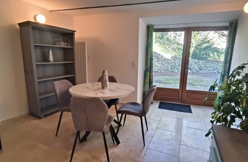 Montfroc Apartment | Le Nid du Château