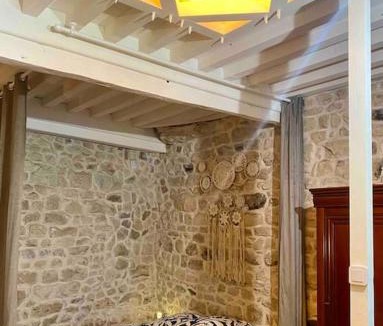 Mont-Saint-Vincent Apartment | Le nid du coq d'or location appartement