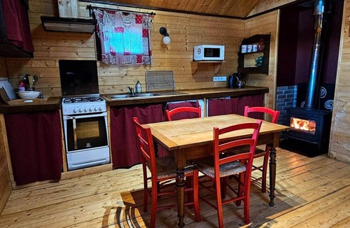 Travexin House | Le Noisetier - Cosy, comfortable cabin