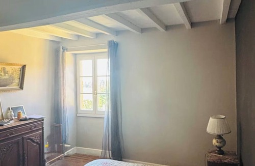 Upie House | Le Pascadelle, sleeps 10, spacious, swimming pool