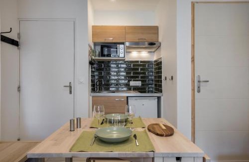 Tournon-sur-Rhone Apartment | Le petit bijou de Tournon : confort et moderne