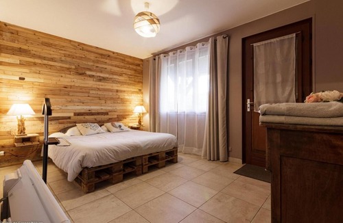 Chevroches Bed & Breakfast | Le petit Flotteur at the gateway to Morvan