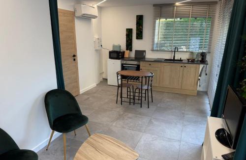 Saint-Jean-Baptiste Apartment | Le Petit Larmet A