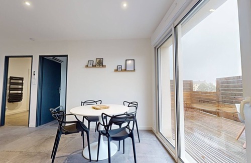Paroisse Notre-Dame Apartment | Le Petit Vernois
