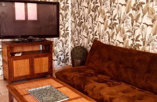 Belleville Apartment | Le Pidancet