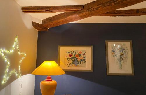 Saint-Loup-de-Varennes Bed & Breakfast | Le pigeonnier de Saint-Loup Bed and Breakfast