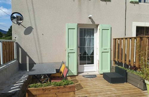 Varces-Allieres-et-Risset Apartment | Le Pommier" apartment in farmhouse