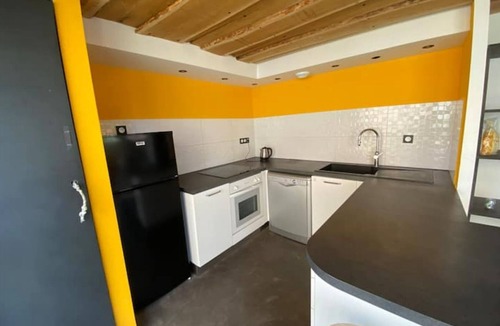 Romans-sur-Isere House | Le Préau : Charmante Maison au Bord de Lisère