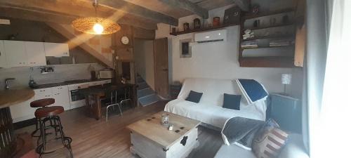 Saint-Julien-de-Coppel House | Le Pressoir