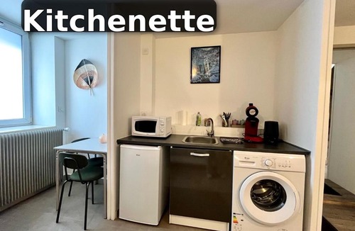 Rives Apartment | Le ptit chez soi by LPNL Studio confort RDC, Lit Queen, Arrivée autonome