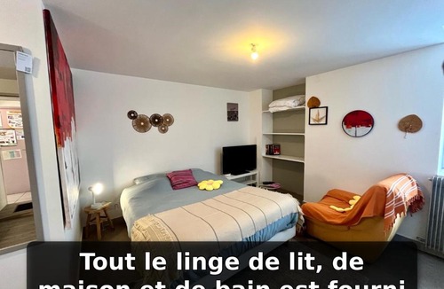 Rives Apartment | Le ptit chez soi by LPNL Studio confort RDC, Lit Queen, Arrivée autonome