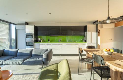Venasque Villa | Le Répertoire - Maison Marc