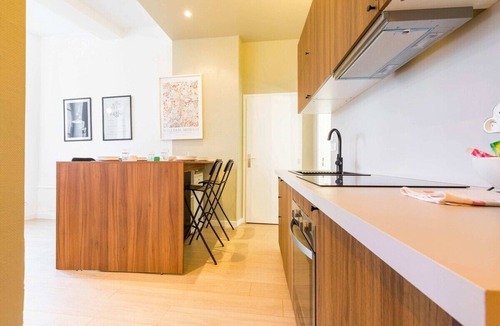 Faubourg-Raines Apartment | Le Refuge de l'Arquebuse