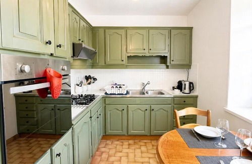 Charnay-les-Macon Apartment | Le Refuge des Vignes 4pers famille parking vue