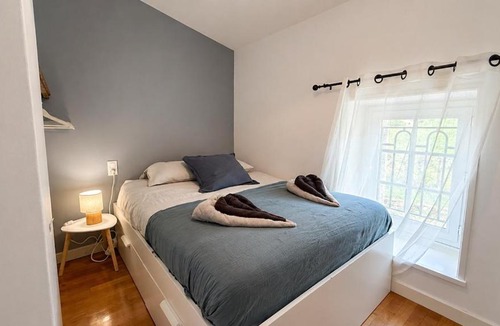 Charnay-les-Macon Apartment | Le Refuge des Vignes 4pers famille parking vue