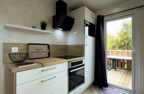 Olonne-sur-Mer House | Le refuge Sablais" vacation home with air conditioning and jacuzzi