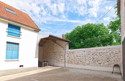 La Ville-du-Bois House | Le Relais du Gaizon, gîte with parking, near Paris Saclay, Massy.