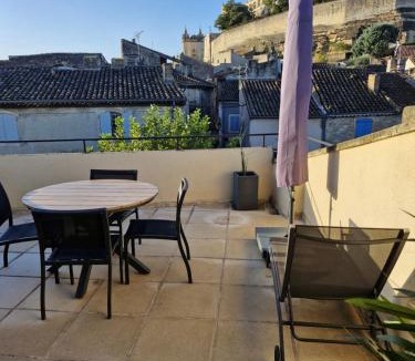 Grignan Apartment | le Rempart