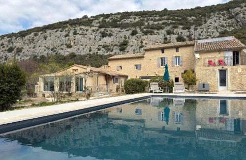 Beaumont-du-Ventoux House | Le Rissas, gite 4p Lacets du Ventoux meublé de tourisme 3 étoiles