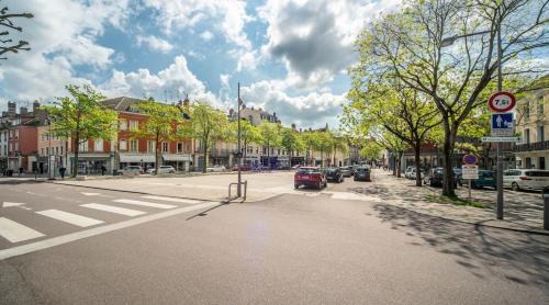 Chalon-sur-Saone Apartment | Le Saint-Georges 6