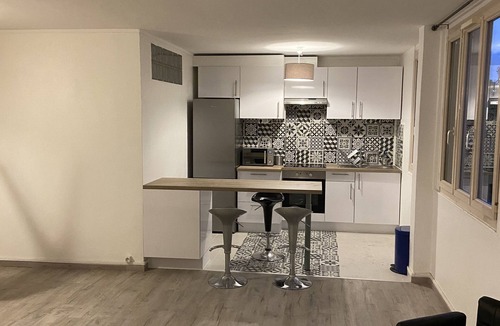 Valenton Apartment | Le Saint-Hubert 3 bedroom apartment Valenton