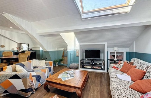 Creuzier-le-Vieux Apartment | "Le Salignat" Air-conditioned, Center, Near thermal baths
