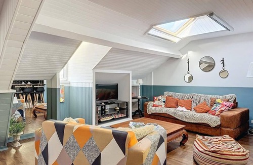 Creuzier-le-Vieux Apartment | "Le Salignat" Air-conditioned, Center, Near thermal baths