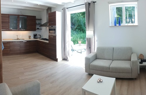 Preporche House | Le Sommet. Rural setting with beautiful views of the Morvan hills