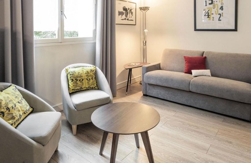 Le Kremlin-Bicetre Apartment | Le Studio 1517