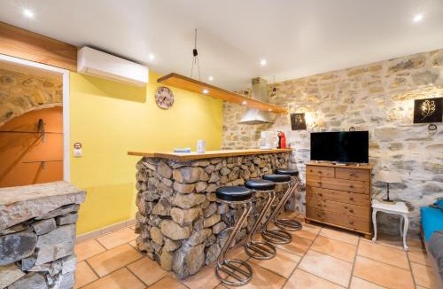 Saint-Alban-sous-Sampzon Apartment | Le Studio - Grospierres
