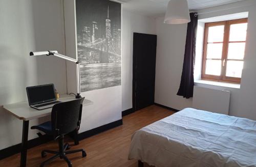 Saint-Claude Apartment | Le T3 AVEC DEUX CHAMBRES