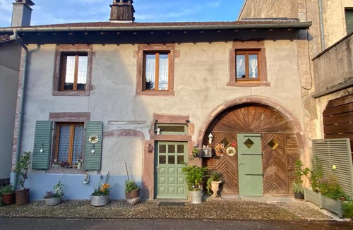 Servance-Miellin Bed & Breakfast | Le temps d'une pause bed and breakfast