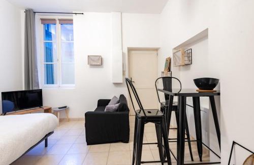 Centre Apartment | Le théâtre 2