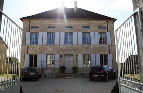 Confracourt Bed & Breakfast | Le vieux presbytère