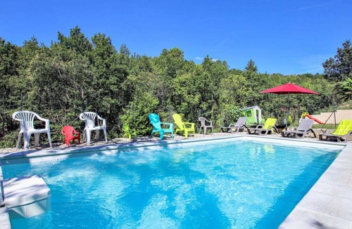 Vesseaux House | Les Bouches Rouges
