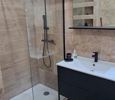Dracy-le-Fort Apartment | Les Bruneilles