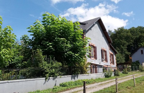 Saint-Honore-les-Bains Apartment | Les Buissonnets "Mozart" Apartment 2 people in the Morvan