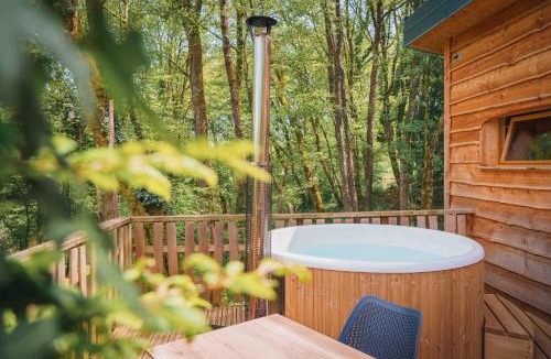 Charnay Bed & Breakfast | Les Cabanes du Val de Loue - Hébergements atypiques tout confort