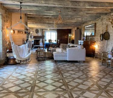Saint-Martin-de-Vers House | Les Carillons du Bois de l'Orme