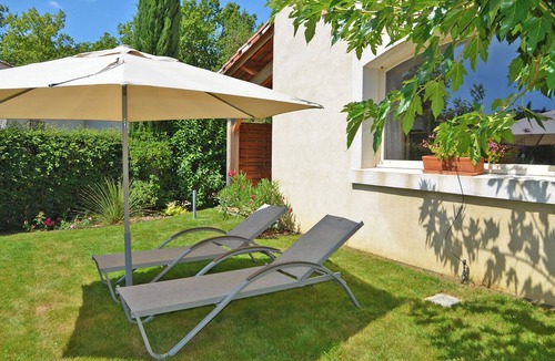 Mirabel-et-Blacons House | Les Cerisiers Vacation Rentals: Le Romarin, surrounded by nature and just a stone's throw from the Drôme River