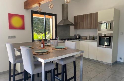 Bollene House | "Les cigales" aux portes de la Provence