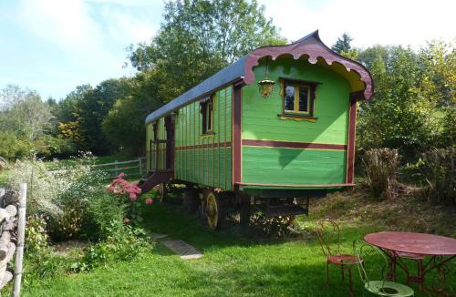 Ouroux Bed & Breakfast | Les Folies de la Serve