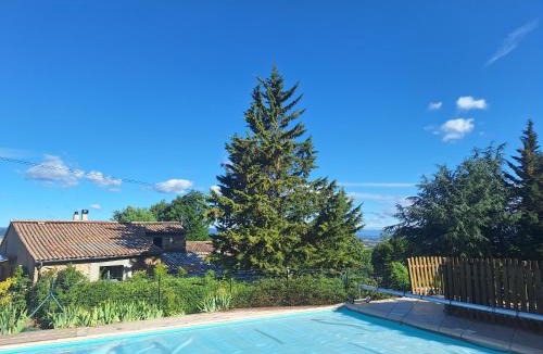 Rhone Crussol House | Les Gîtes du Bret