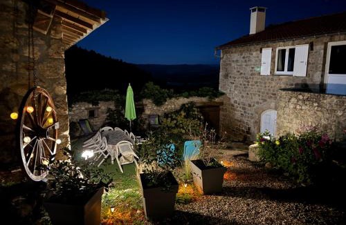 Nozieres House | Les Gites de Costerousse - Ardèche