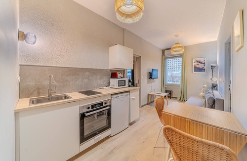 Part Dieu - Bir Hakeim Apartment | Les Halles – Apartment with 2 bedrooms near Part-Dieu