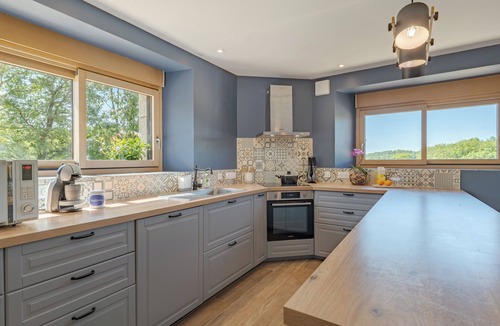 Montgesty Villa | Les Huttes