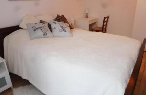 La Chapelle-sous-Brancion Bed & Breakfast | Les Marronniers